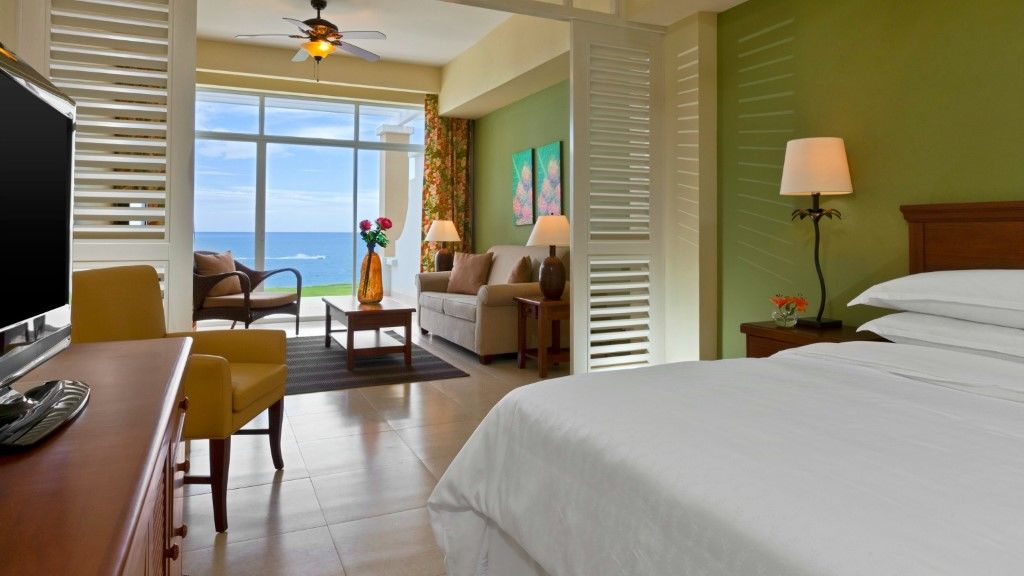 Hotel Gran Evenia Bijao Santa Clara  Esterno foto A guest room at the Sheraton Resort
