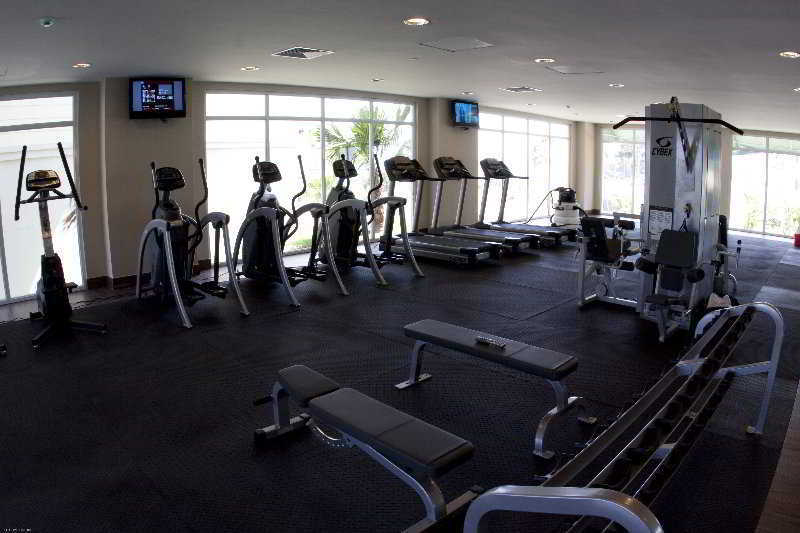 Hotel Gran Evenia Bijao Santa Clara  Esterno foto A gym at a hotel