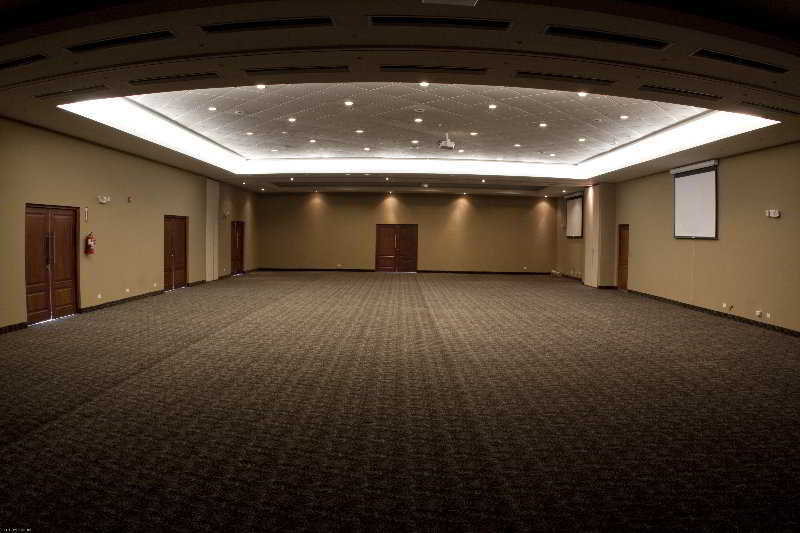 Hotel Gran Evenia Bijao Santa Clara  Esterno foto A typical conference room